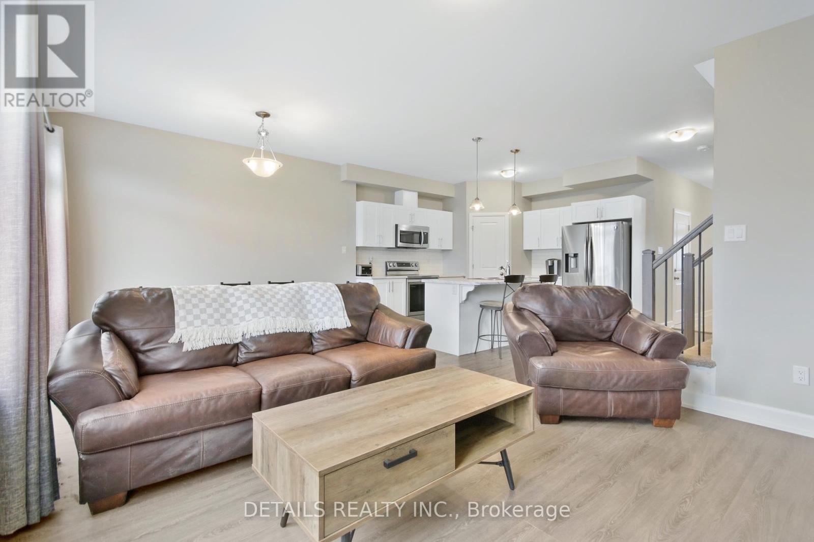 












14 TABER STREET N

,
Carleton Place,




Ontario
K7C0H2

