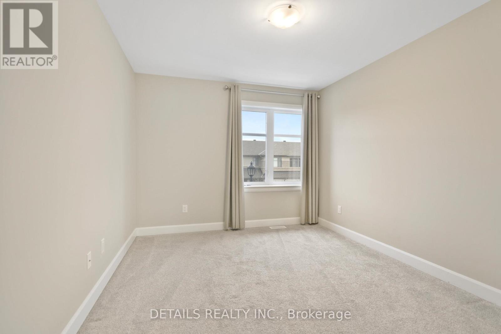 












14 TABER STREET N

,
Carleton Place,




Ontario
K7C0H2


