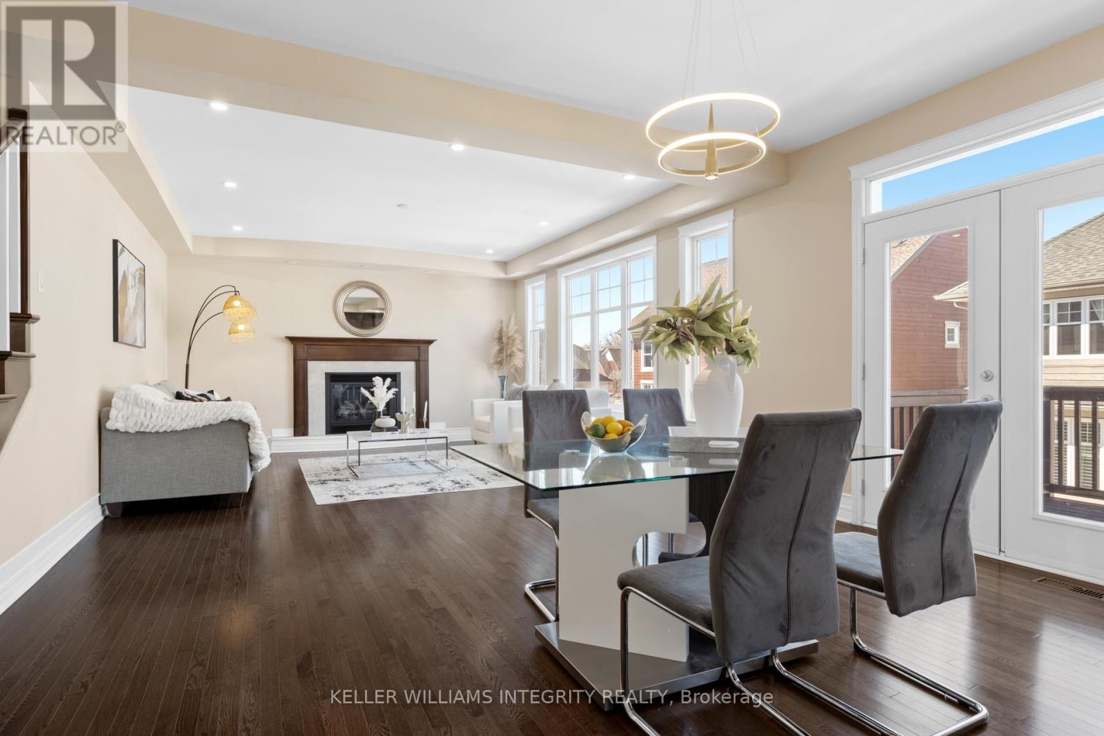 












302 RYWALK CIRCLE

,
Ottawa,




Ontario
K1T0C7

