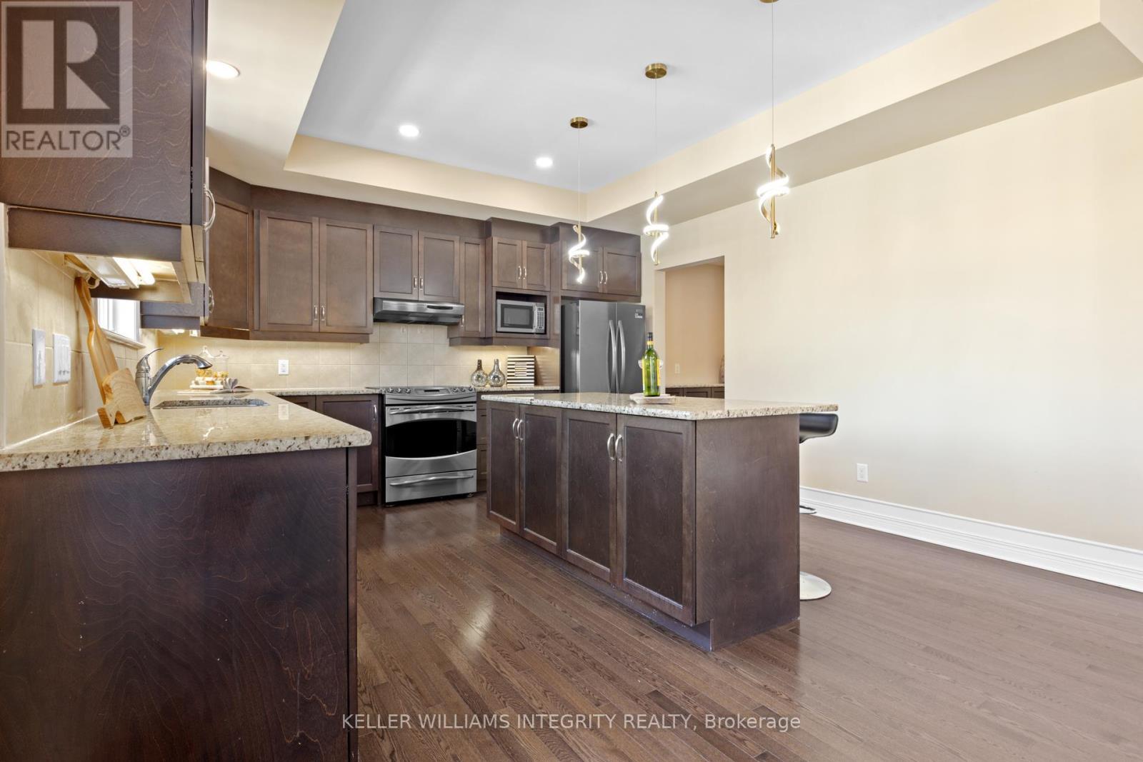 












302 RYWALK CIRCLE

,
Ottawa,




Ontario
K1T0C7

