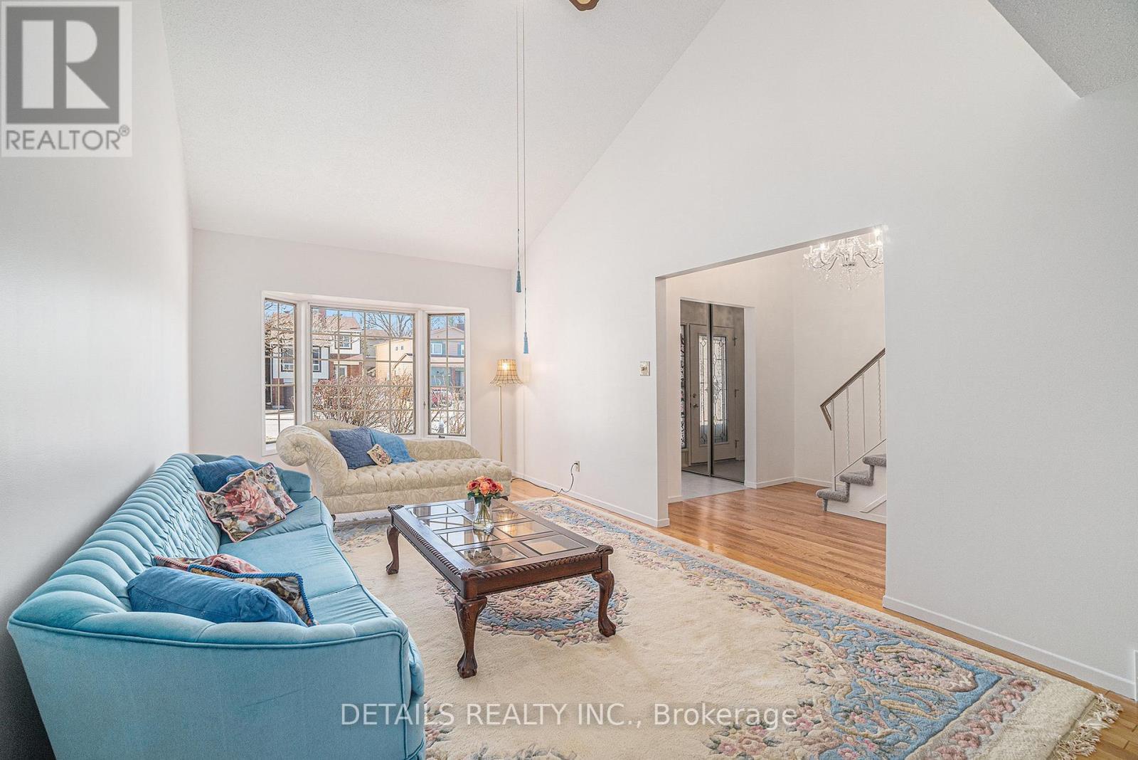 












230 EQUESTRIAN DRIVE

,
Ottawa,




Ontario
K2M1A4

