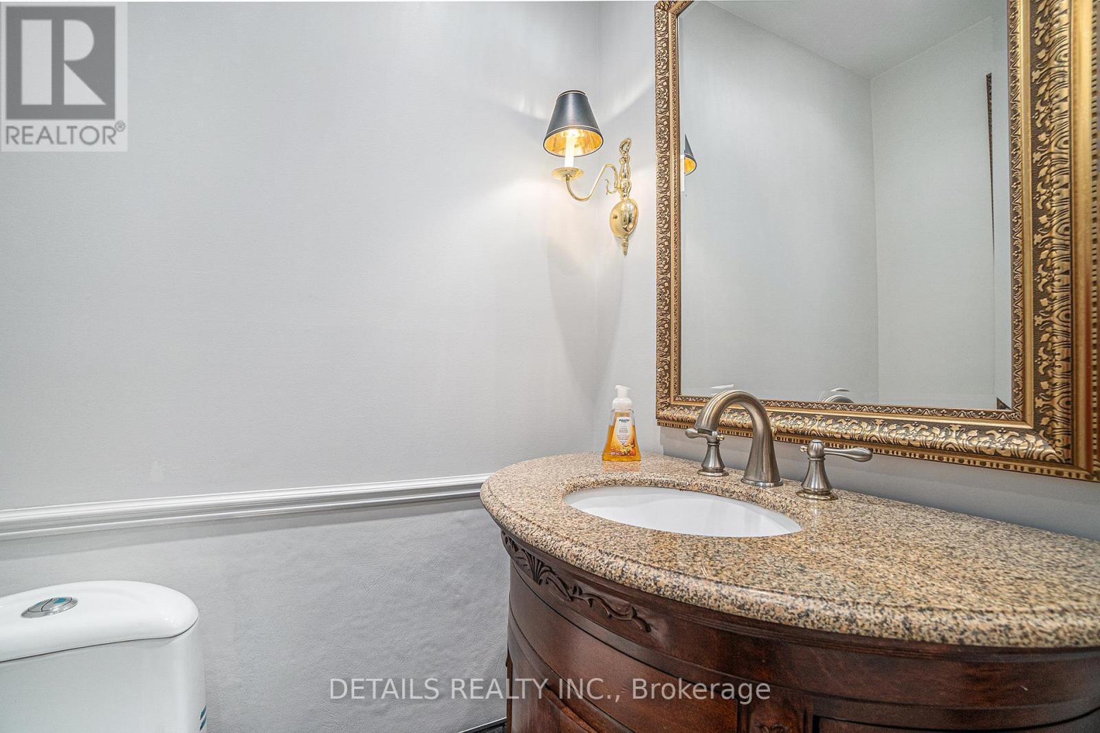 












230 EQUESTRIAN DRIVE

,
Ottawa,




Ontario
K2M1A4

