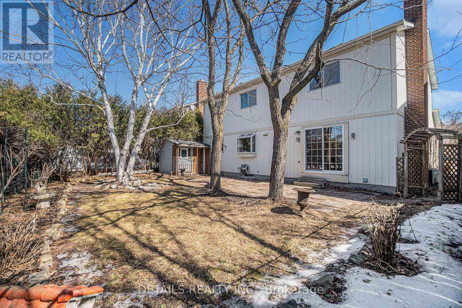 












230 EQUESTRIAN DRIVE

,
Ottawa,




Ontario
K2M1A4

