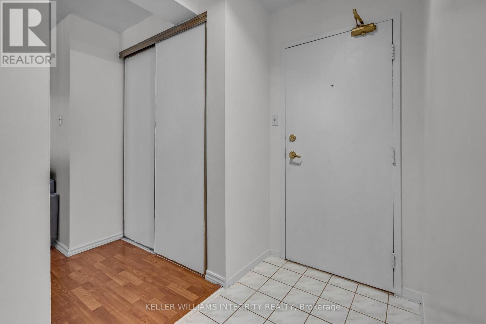 












202 - 500 LAURIER AVENUE W

,
Ottawa,




Ontario
K1R5E1


