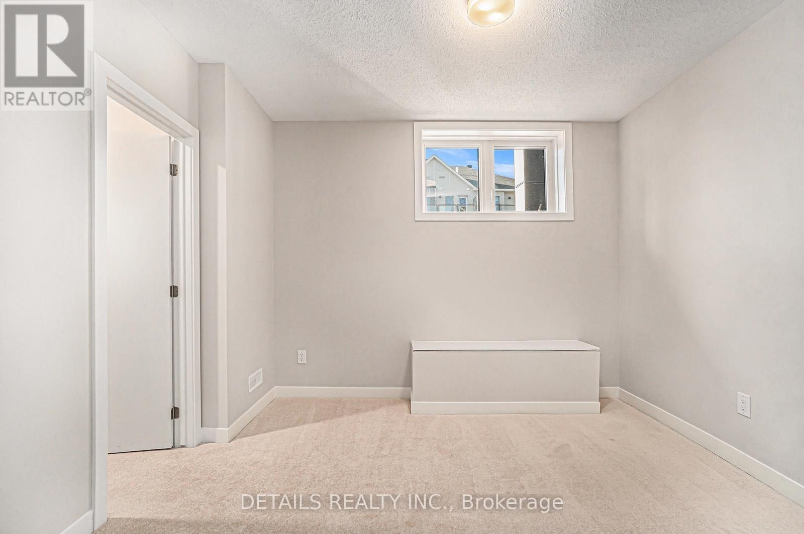 












337 CATSFOOT WALK

,
Ottawa,




Ontario
K2J7G7


