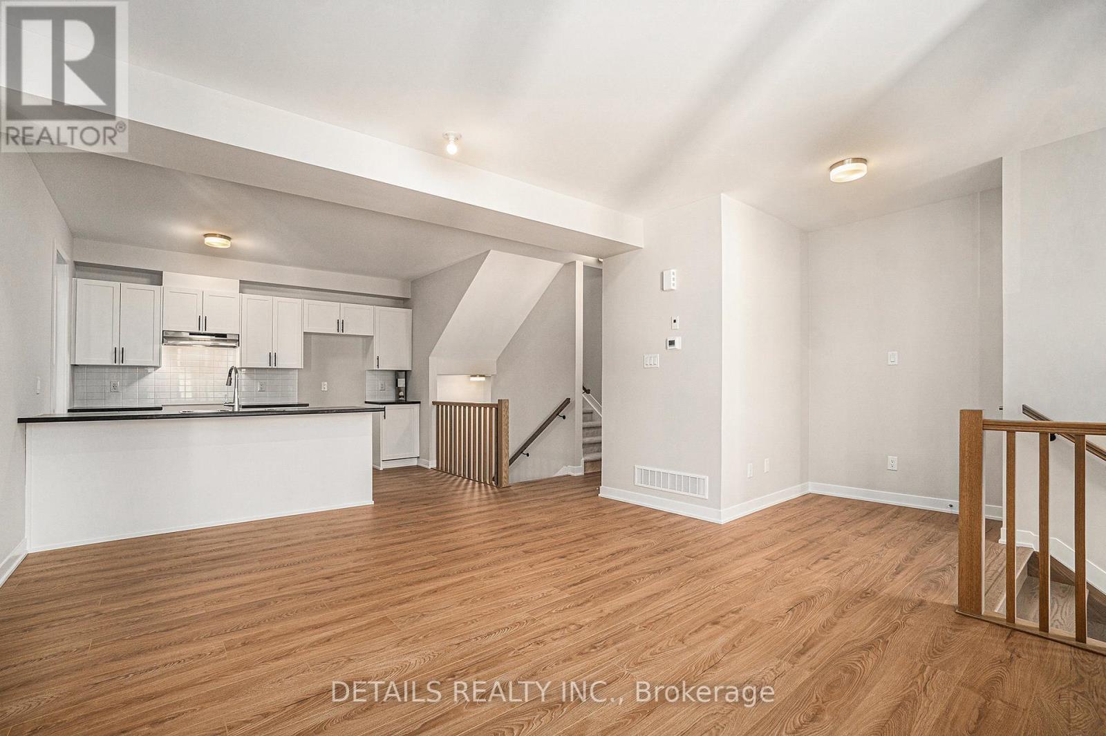 












337 CATSFOOT WALK

,
Ottawa,




Ontario
K2J7G7

