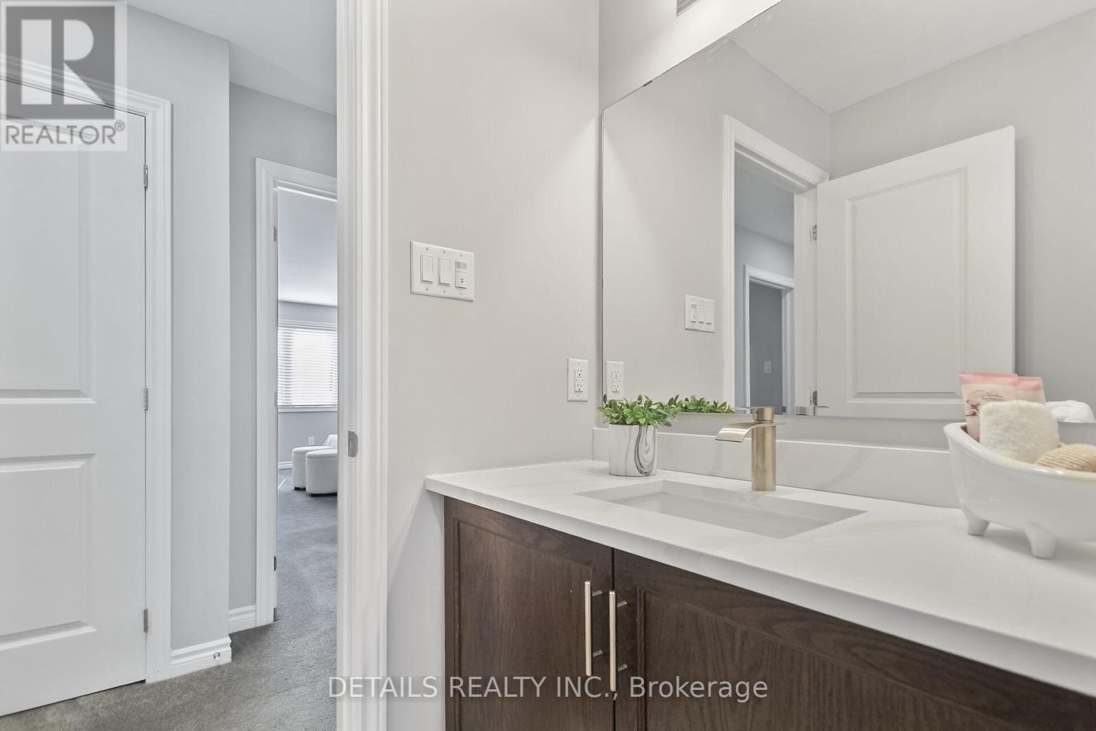 












147 UNITY PLACE

,
Ottawa,




Ontario
K2S2Y8

