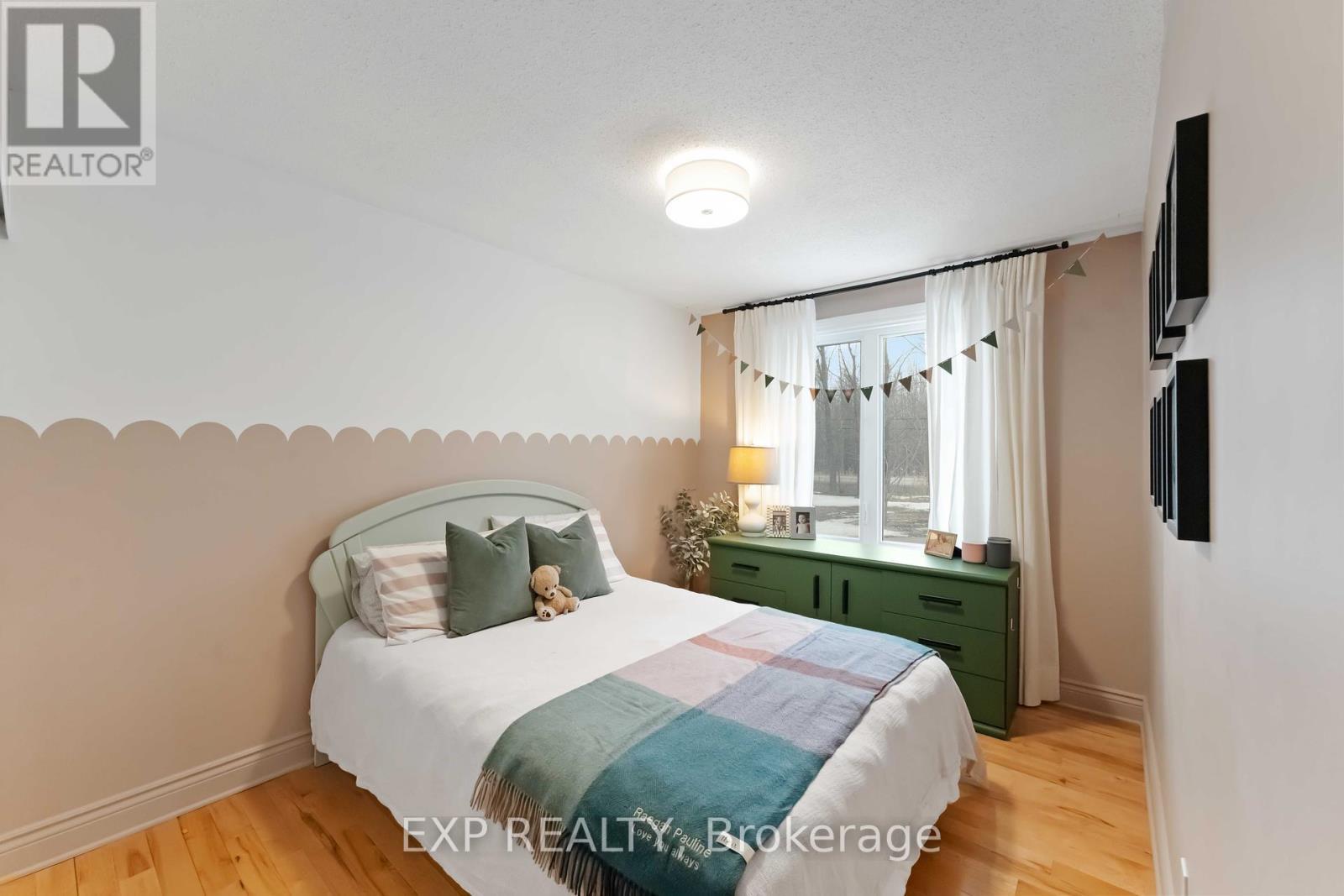 












4688 FALLOWFIELD ROAD

,
Ottawa,




Ontario
K2J4S4

