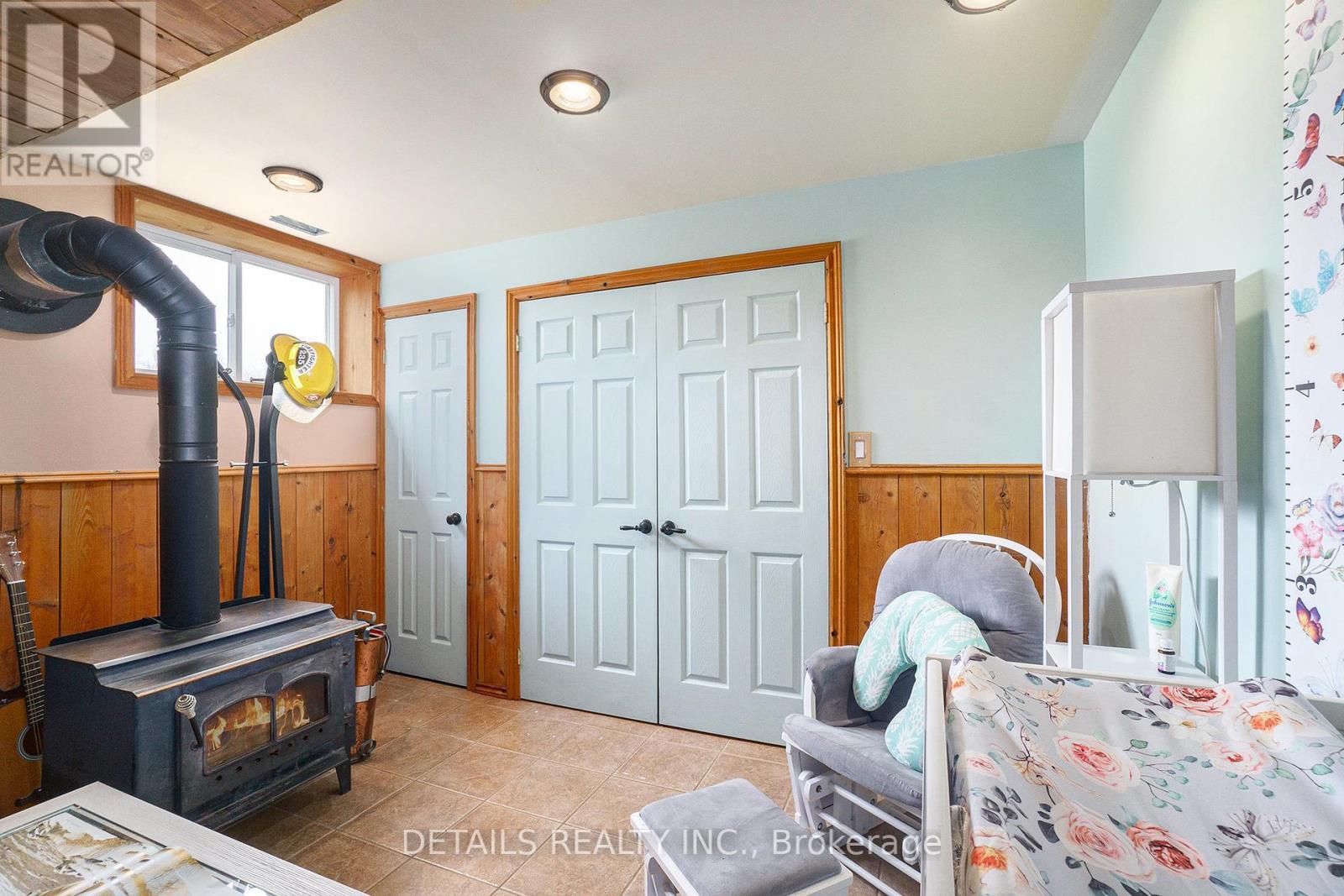 












10083 MCINTYRE ROAD

,
North Dundas,




Ontario
K0E1S0


