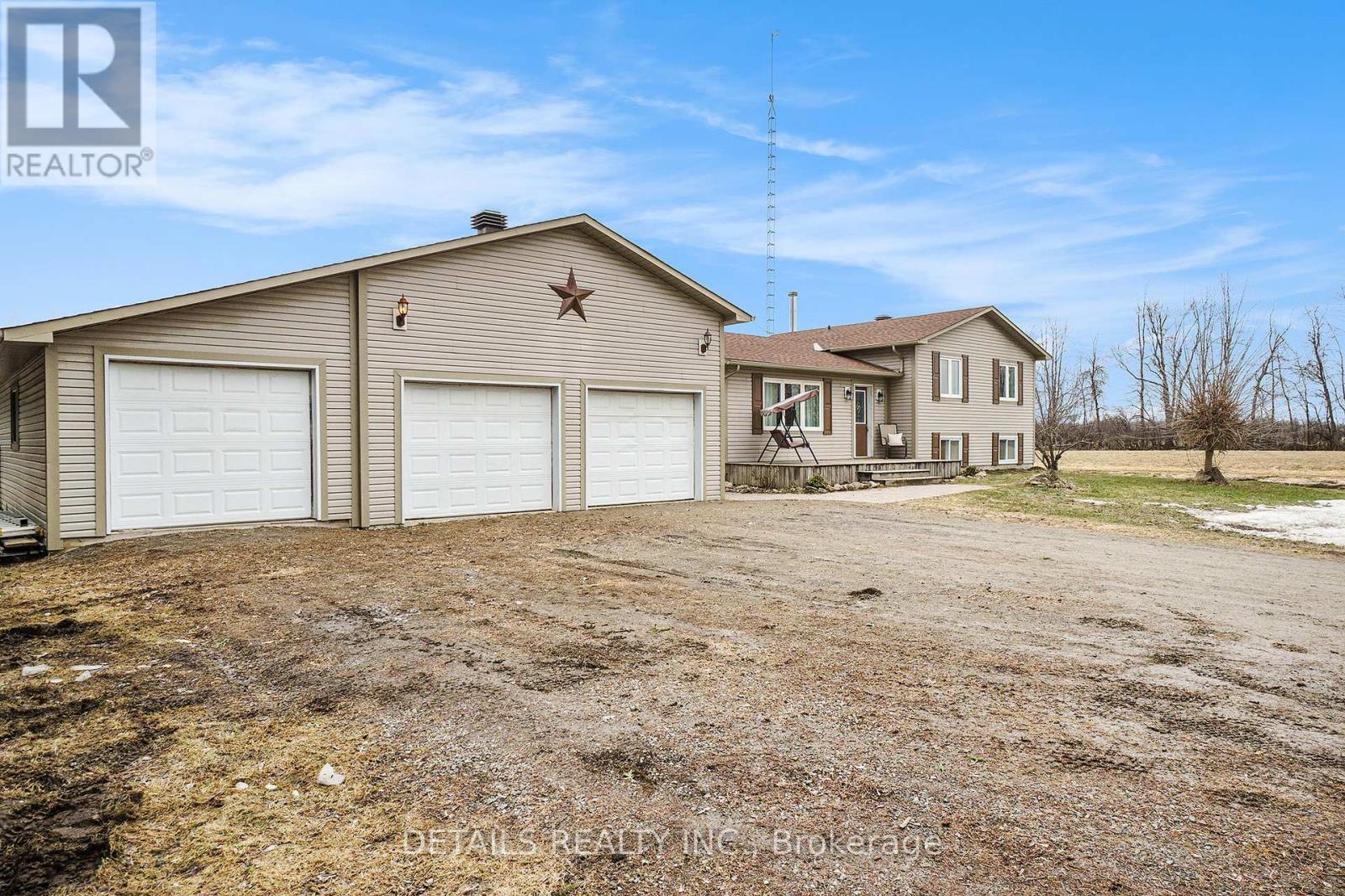 












10083 MCINTYRE ROAD

,
North Dundas,




Ontario
K0E1S0

