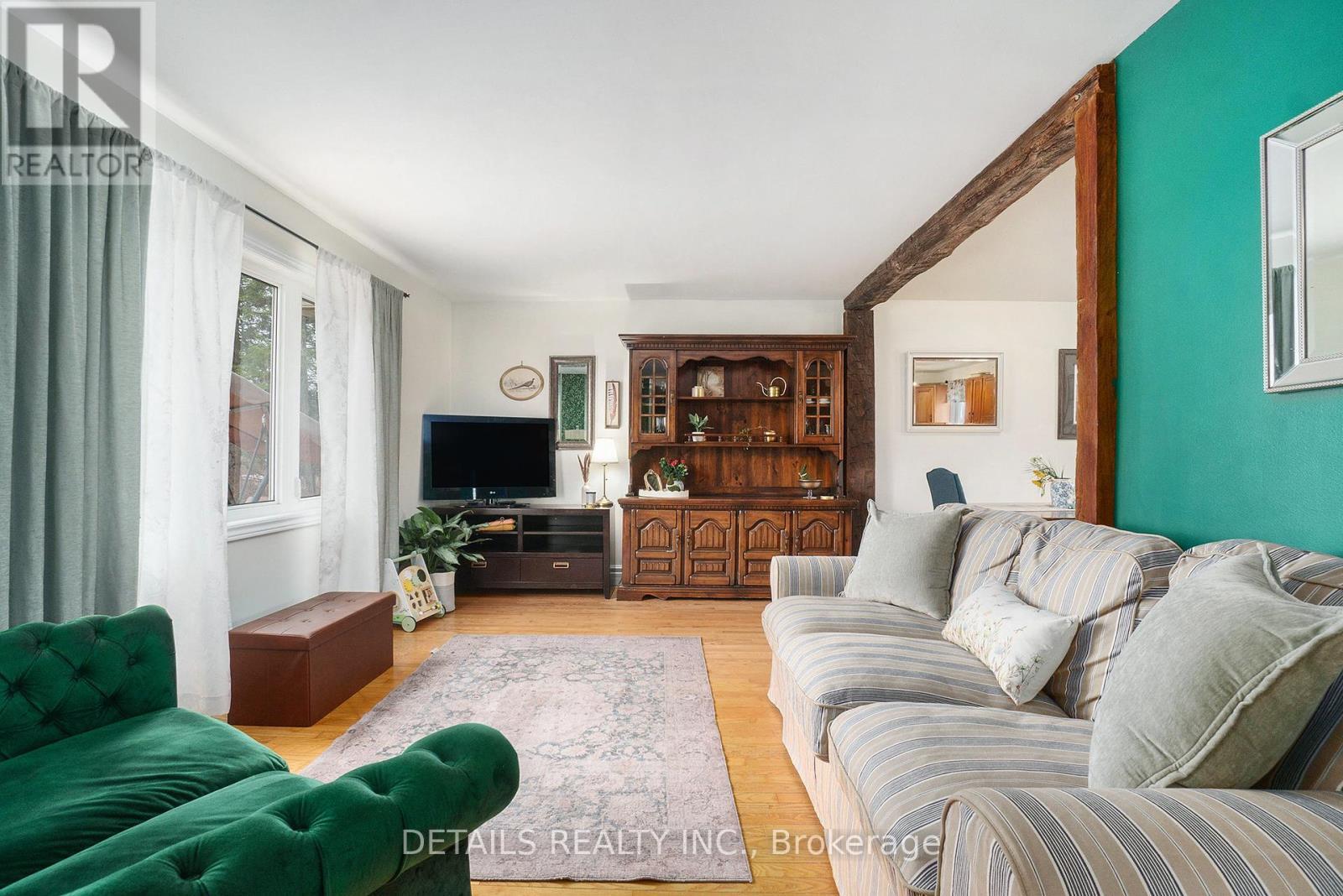 












10083 MCINTYRE ROAD

,
North Dundas,




Ontario
K0E1S0

