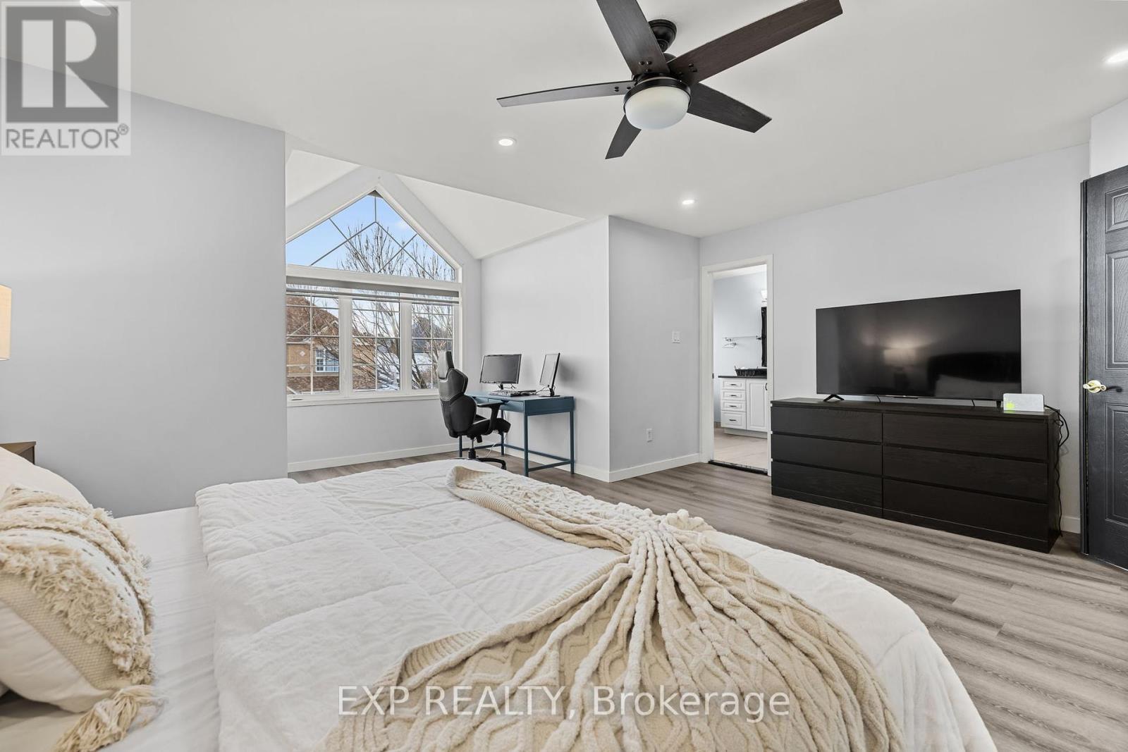 












2151 AVEBURY DRIVE

,
Ottawa,




Ontario
K4A4G7

