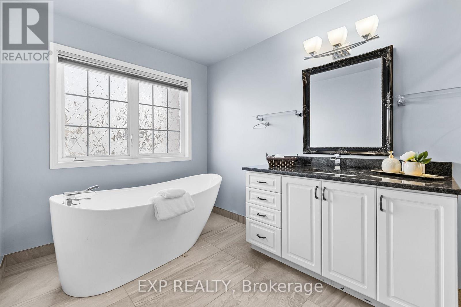 












2151 AVEBURY DRIVE

,
Ottawa,




Ontario
K4A4G7

