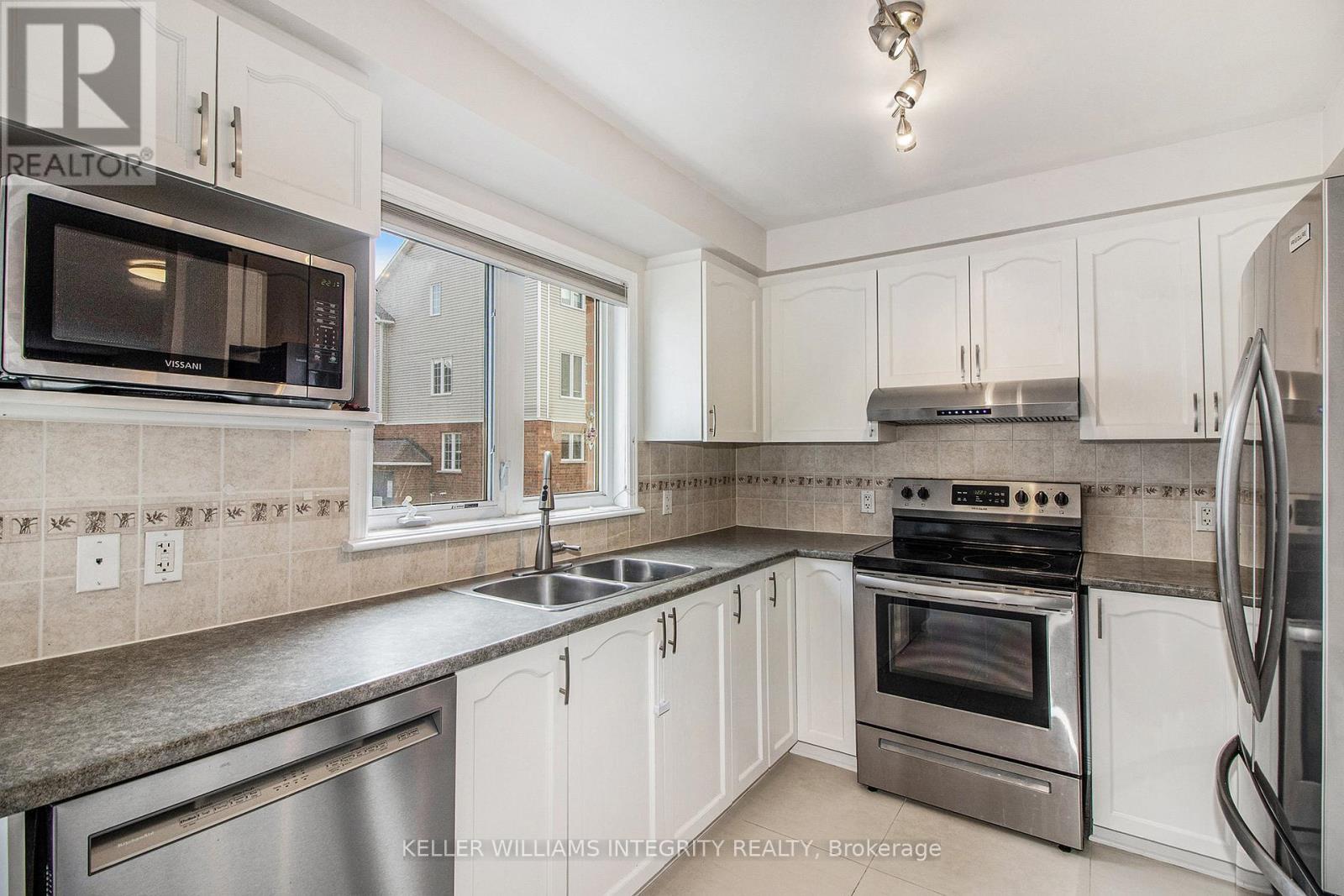 












36 - 1512 WALKLEY ROAD

,
Ottawa,




Ontario
K1V2G7

