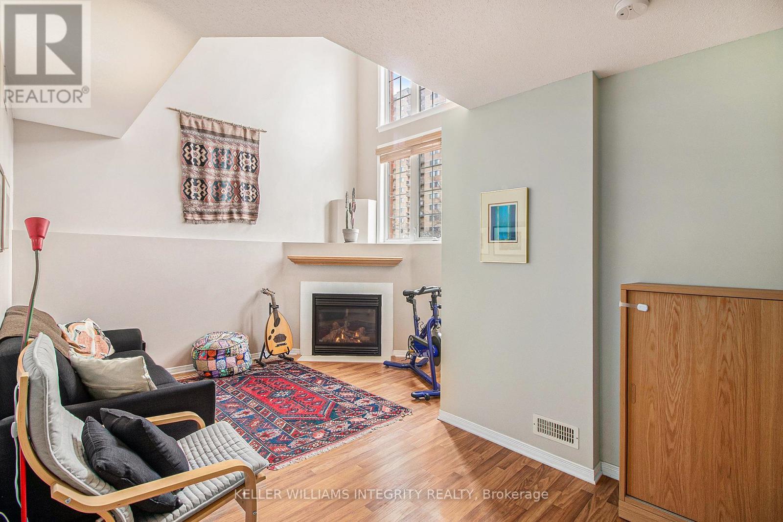












36 - 1512 WALKLEY ROAD

,
Ottawa,




Ontario
K1V2G7

