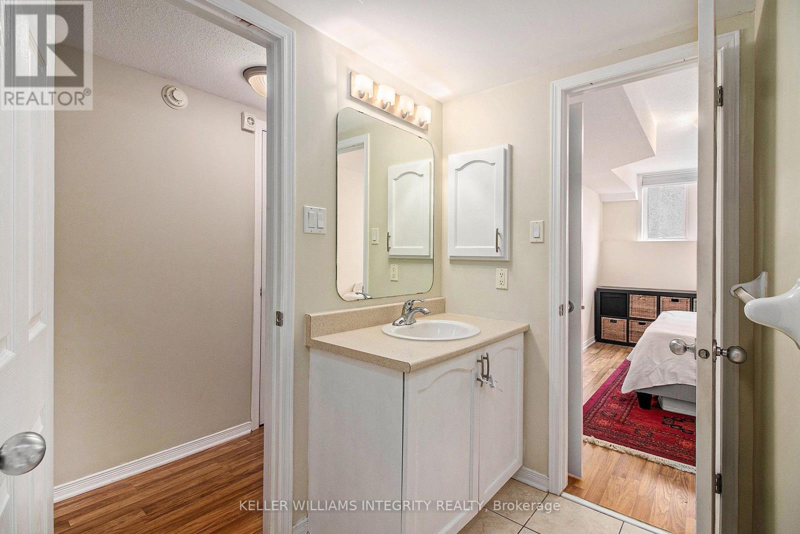 












36 - 1512 WALKLEY ROAD

,
Ottawa,




Ontario
K1V2G7

