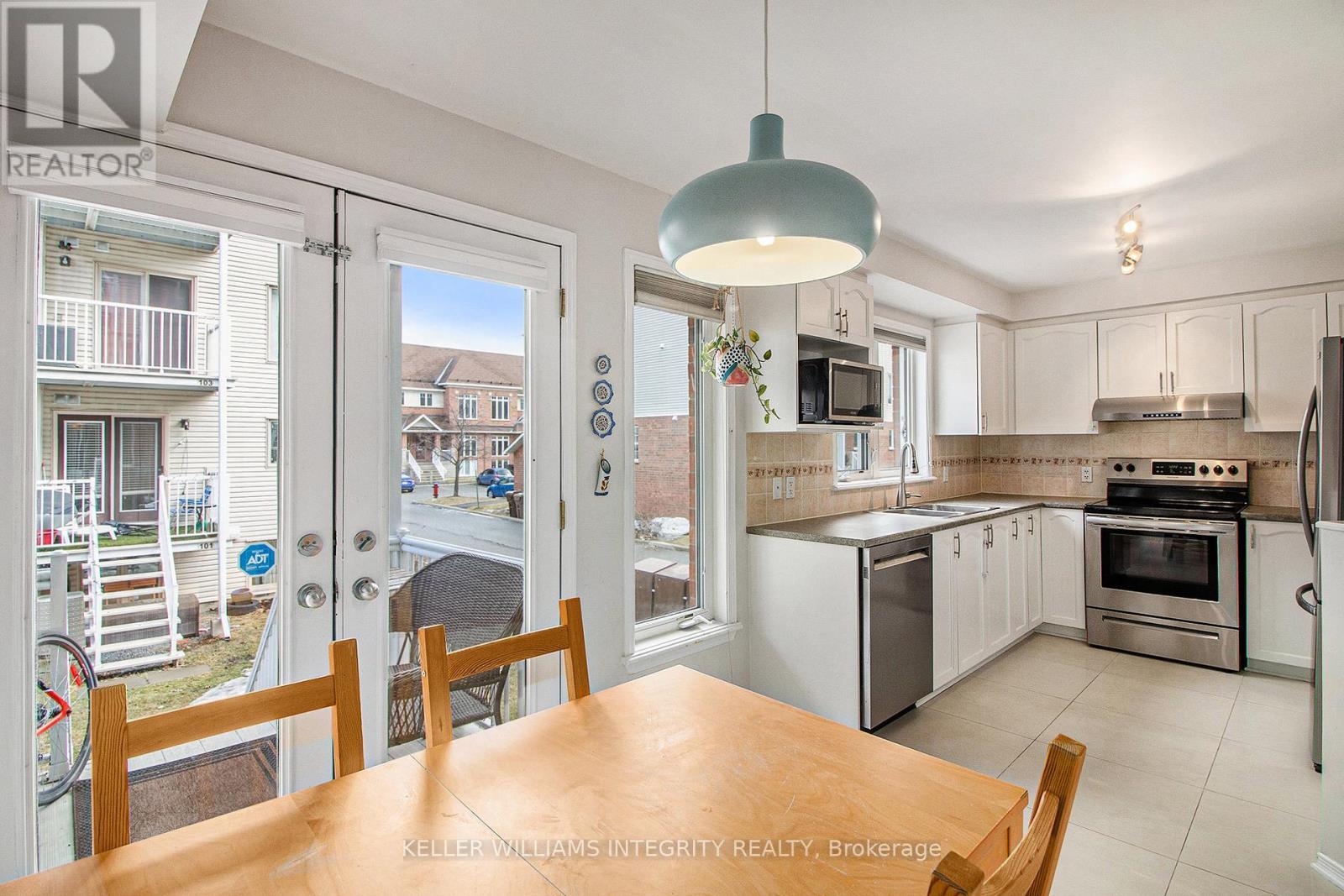 












36 - 1512 WALKLEY ROAD

,
Ottawa,




Ontario
K1V2G7

