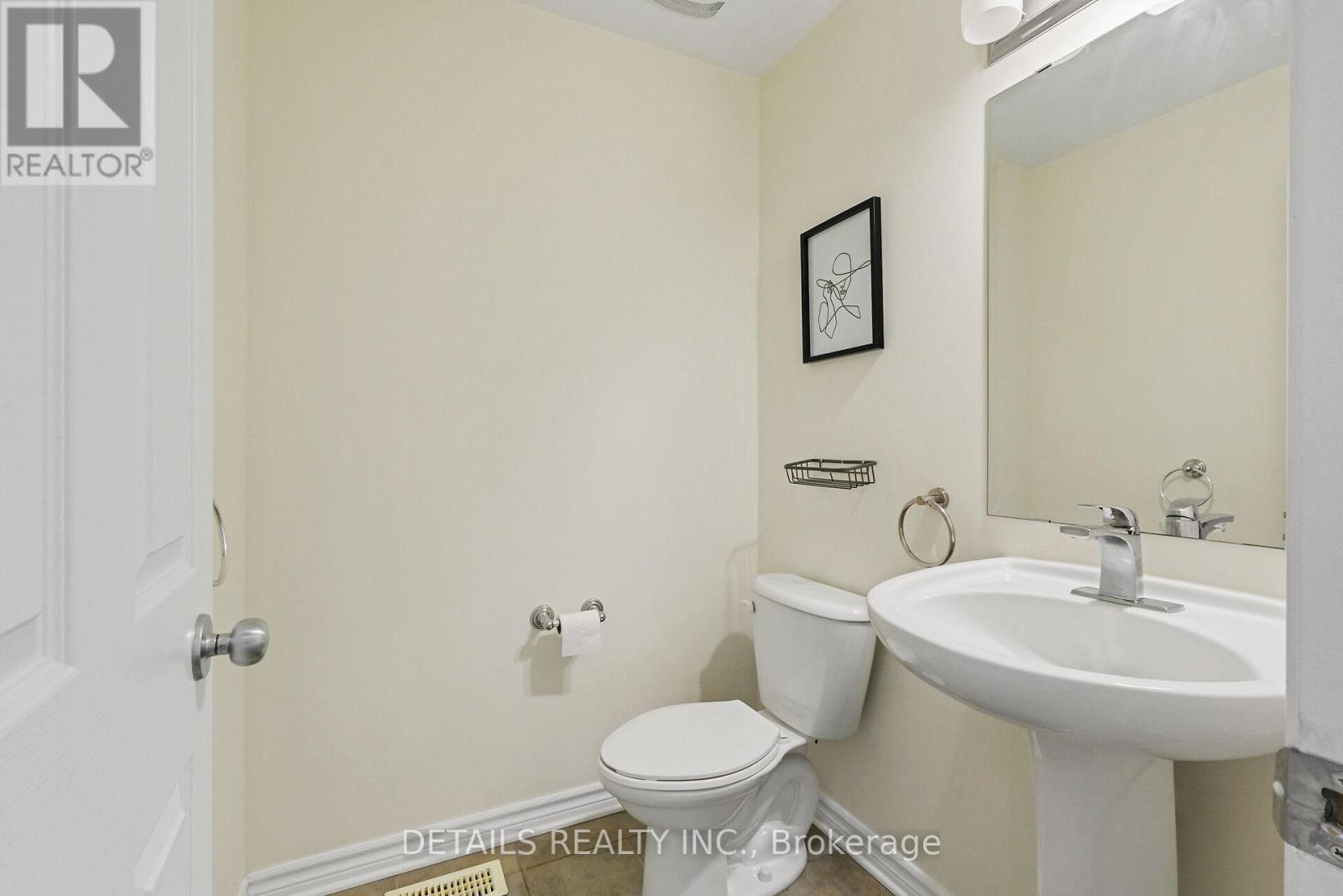 












404 ABBEYDALE CIRCLE

,
Ottawa,




Ontario
K2K0E8

