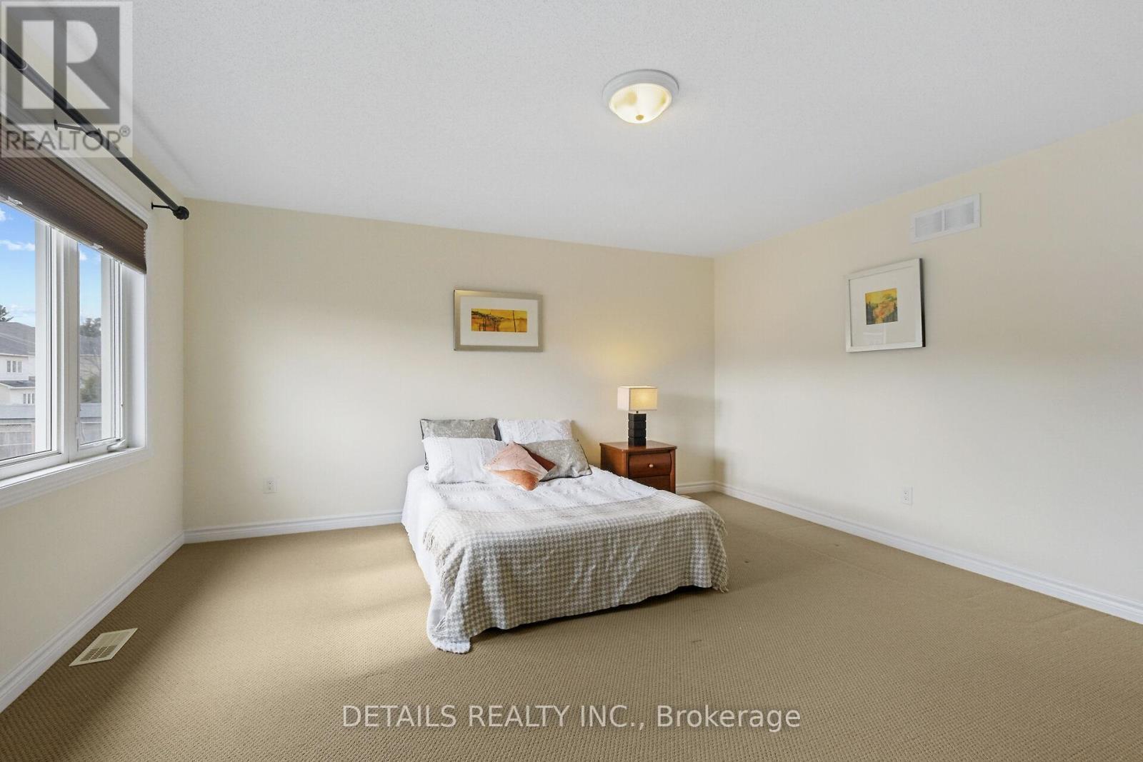 












404 ABBEYDALE CIRCLE

,
Ottawa,




Ontario
K2K0E8

