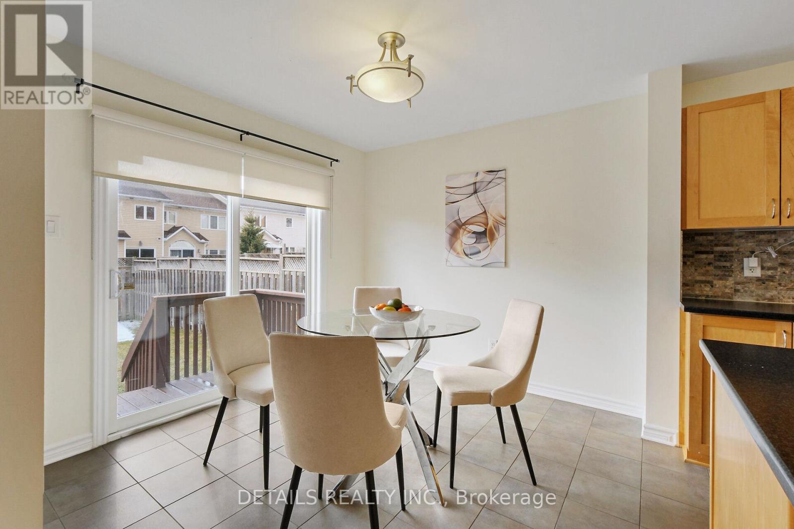 












404 ABBEYDALE CIRCLE

,
Ottawa,




Ontario
K2K0E8

