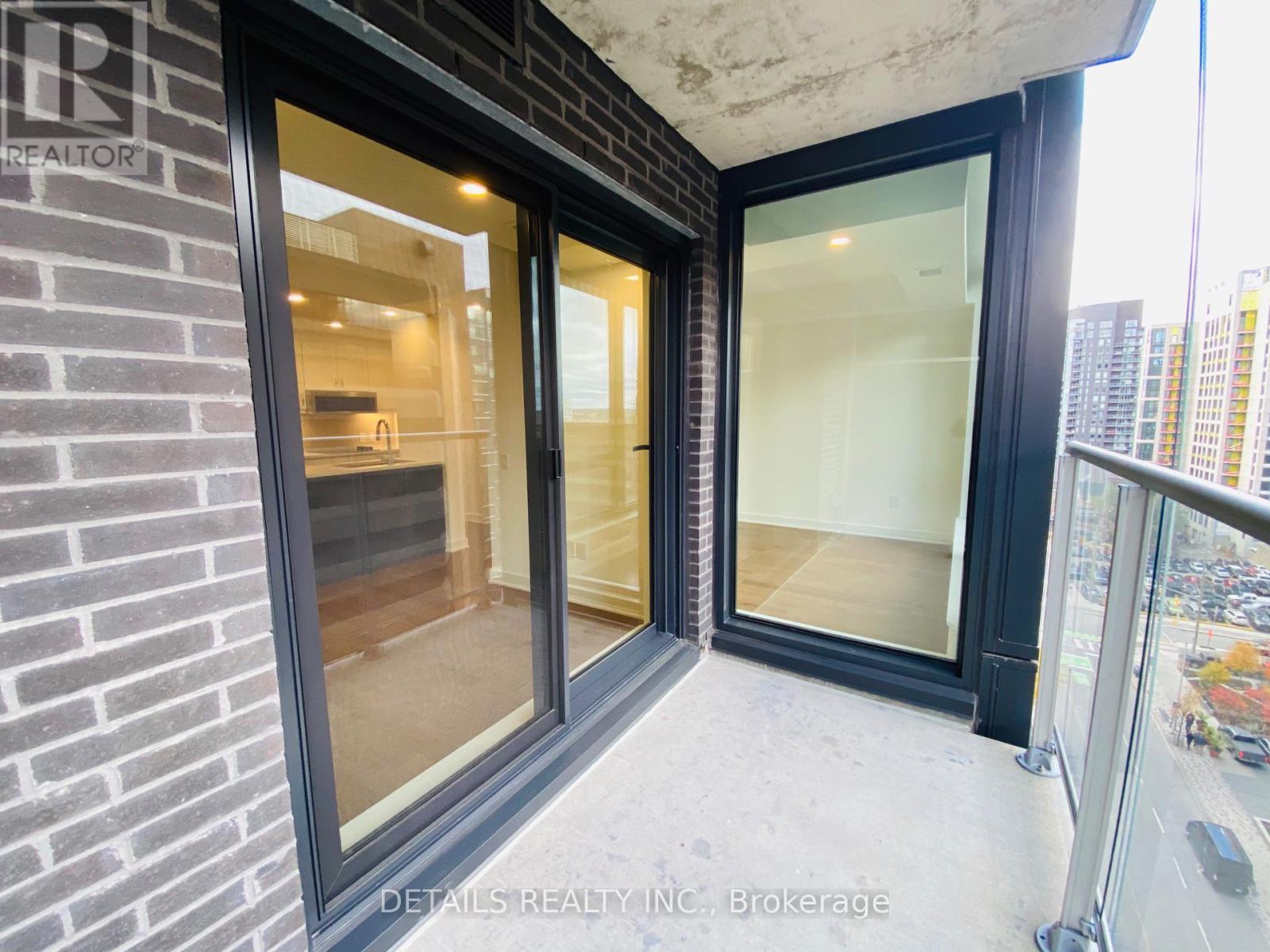 












1102 - 340 QUEEN STREET

,
Ottawa,




Ontario
K1R0G1


