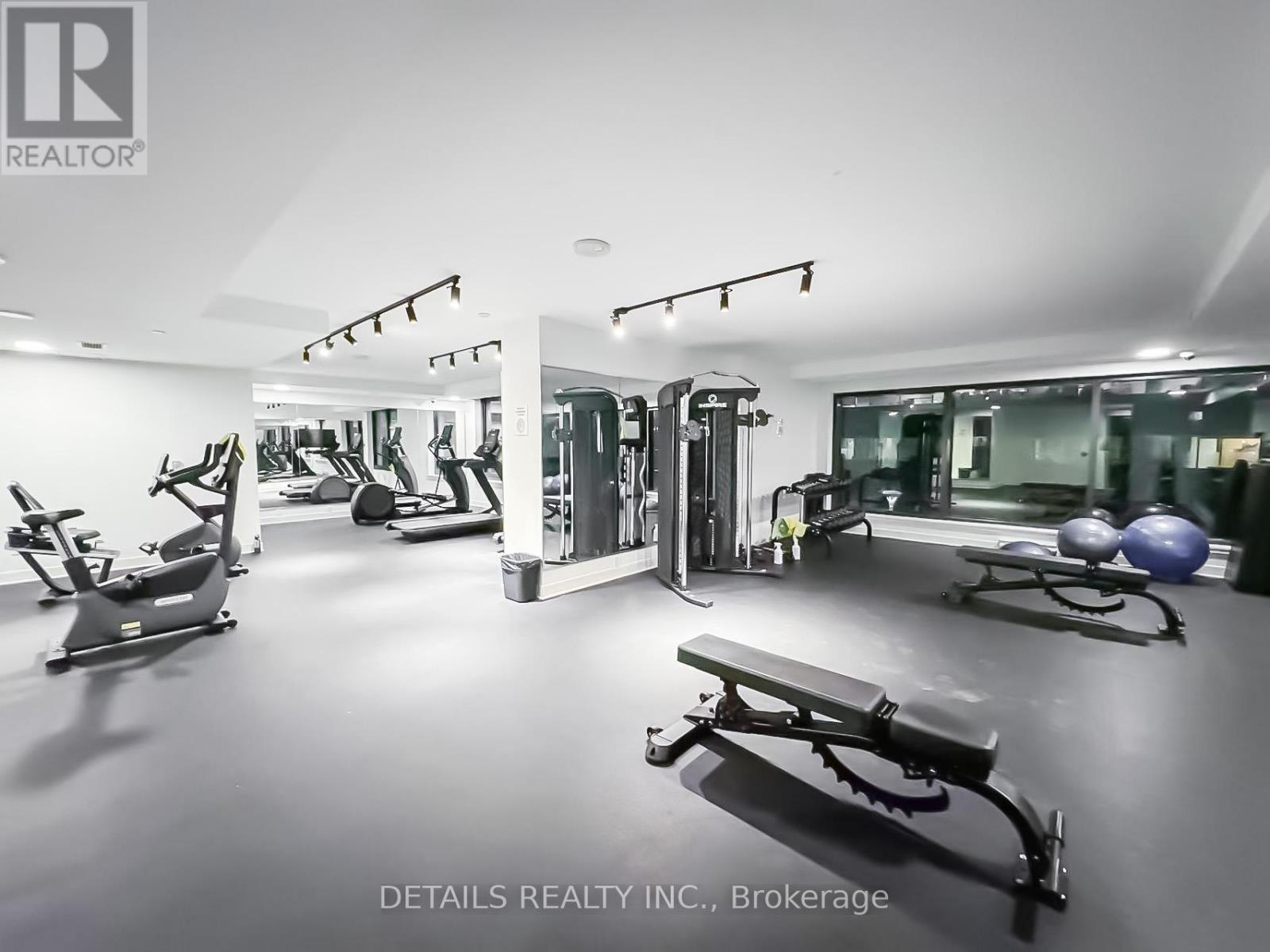 












1102 - 340 QUEEN STREET

,
Ottawa,




Ontario
K1R0G1

