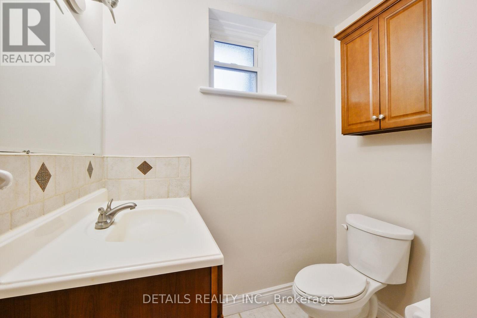 












309 CURRELL AVENUE

,
Ottawa,




Ontario
K1Z7J7

