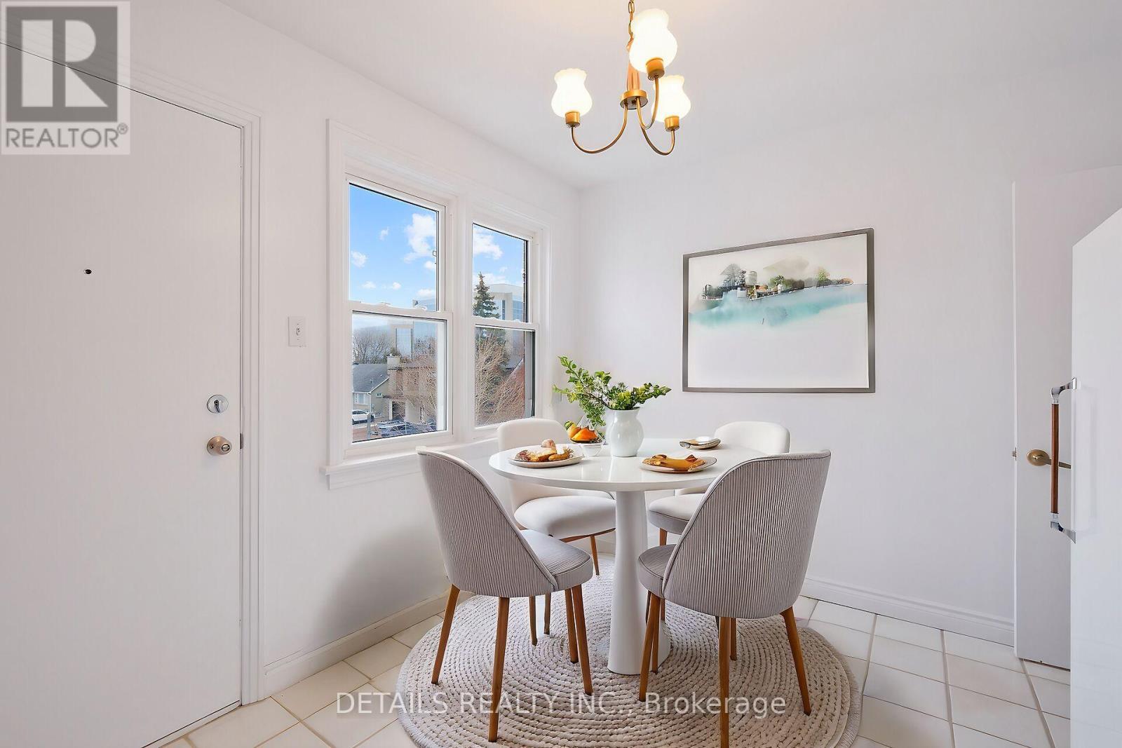 












309 CURRELL AVENUE

,
Ottawa,




Ontario
K1Z7J7

