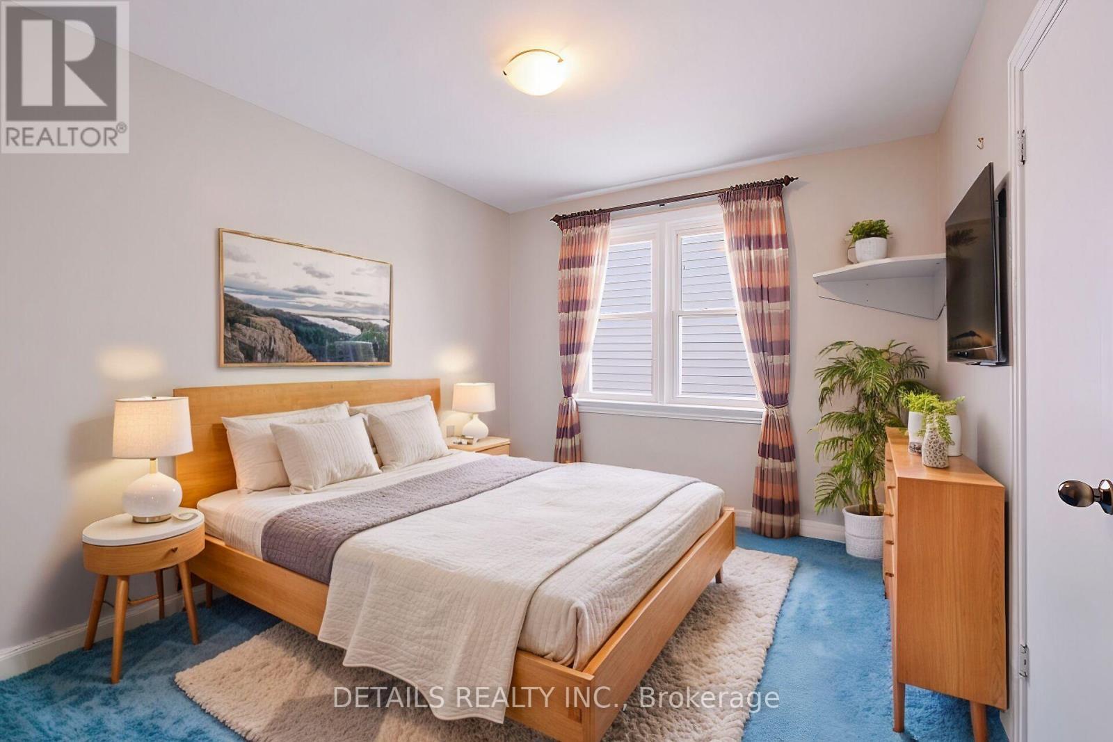 












309 CURRELL AVENUE

,
Ottawa,




Ontario
K1Z7J7

