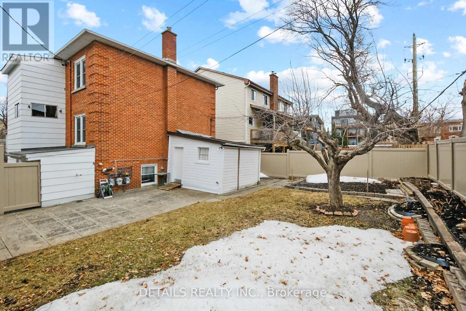 












309 CURRELL AVENUE

,
Ottawa,




Ontario
K1Z7J7


