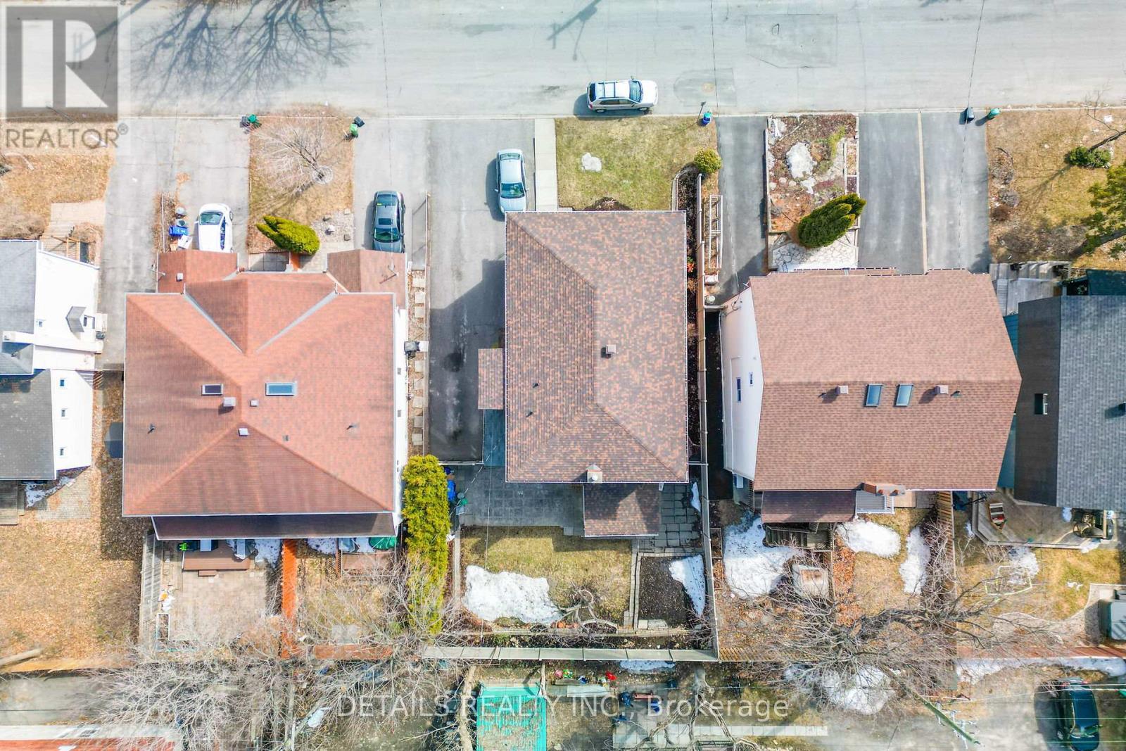












309 CURRELL AVENUE

,
Ottawa,




Ontario
K1Z7J7

