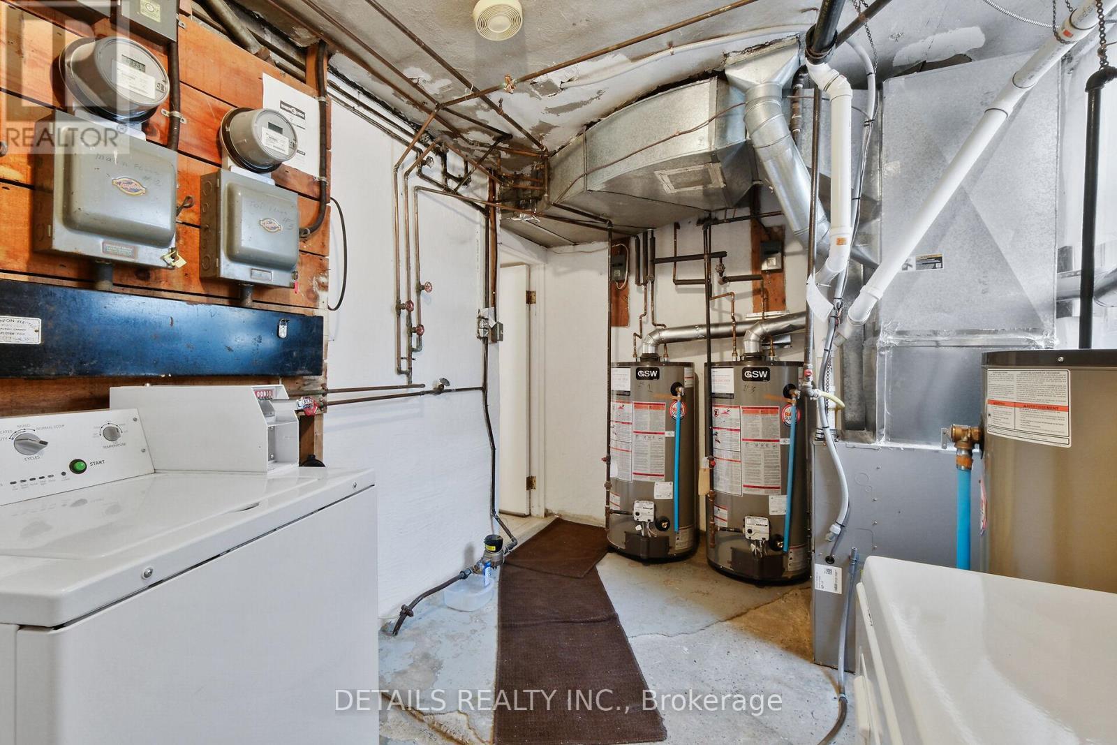 












309 CURRELL AVENUE

,
Ottawa,




Ontario
K1Z7J7

