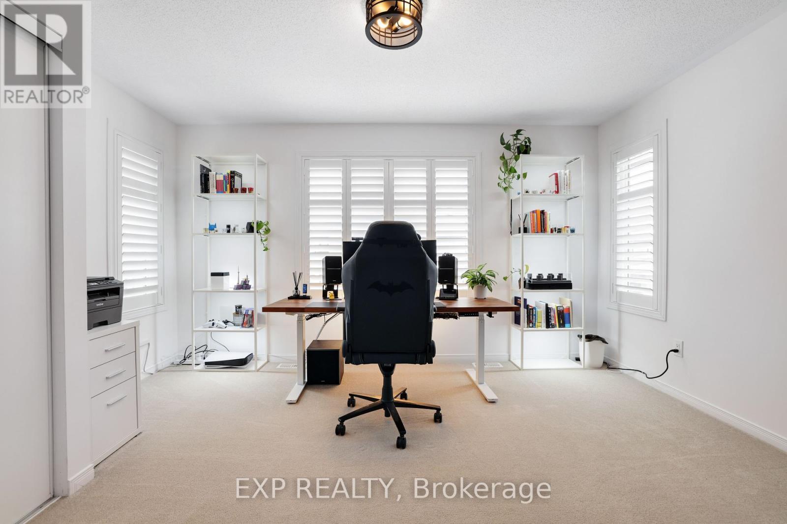 












188 BALIKUN HEIGHTS

,
Ottawa,




Ontario
K2V0B6


