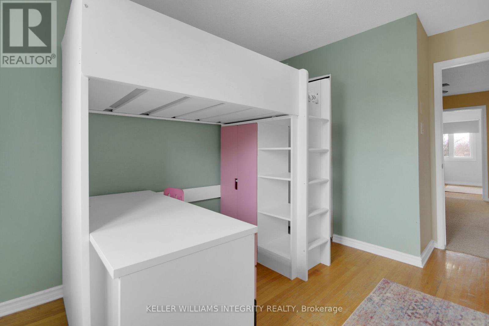 












5 - 3691 ALBION ROAD

,
Ottawa,




Ontario
K1T1P2

