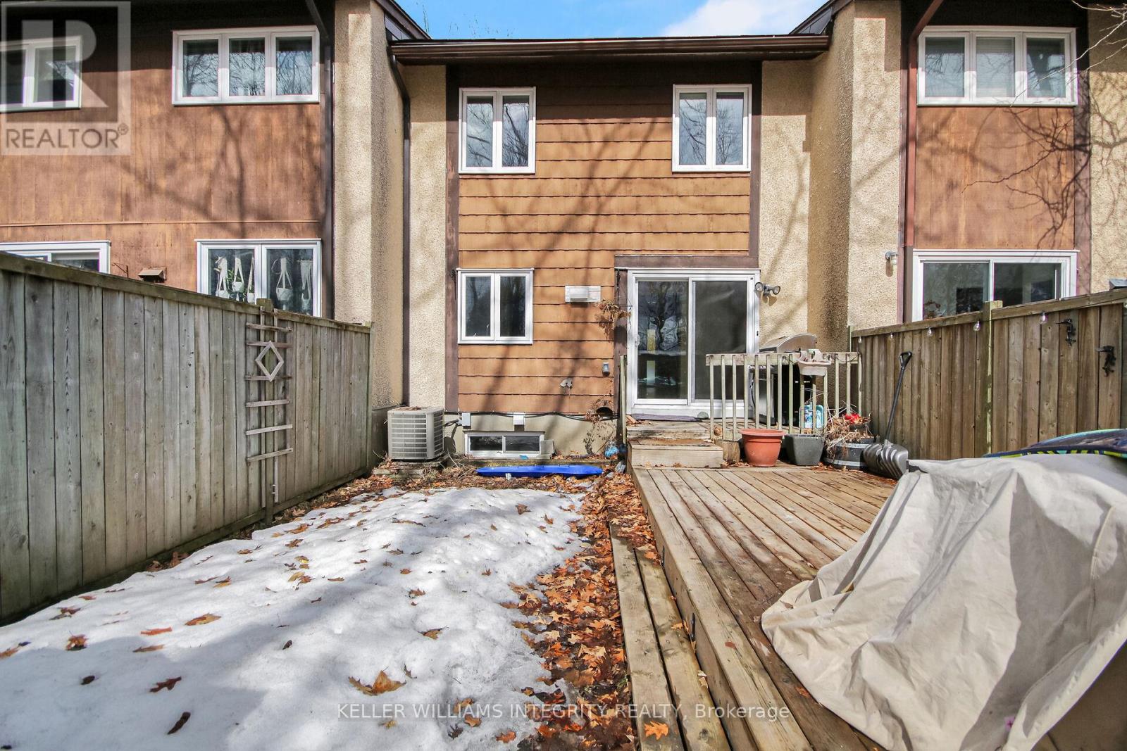 












5 - 3691 ALBION ROAD

,
Ottawa,




Ontario
K1T1P2

