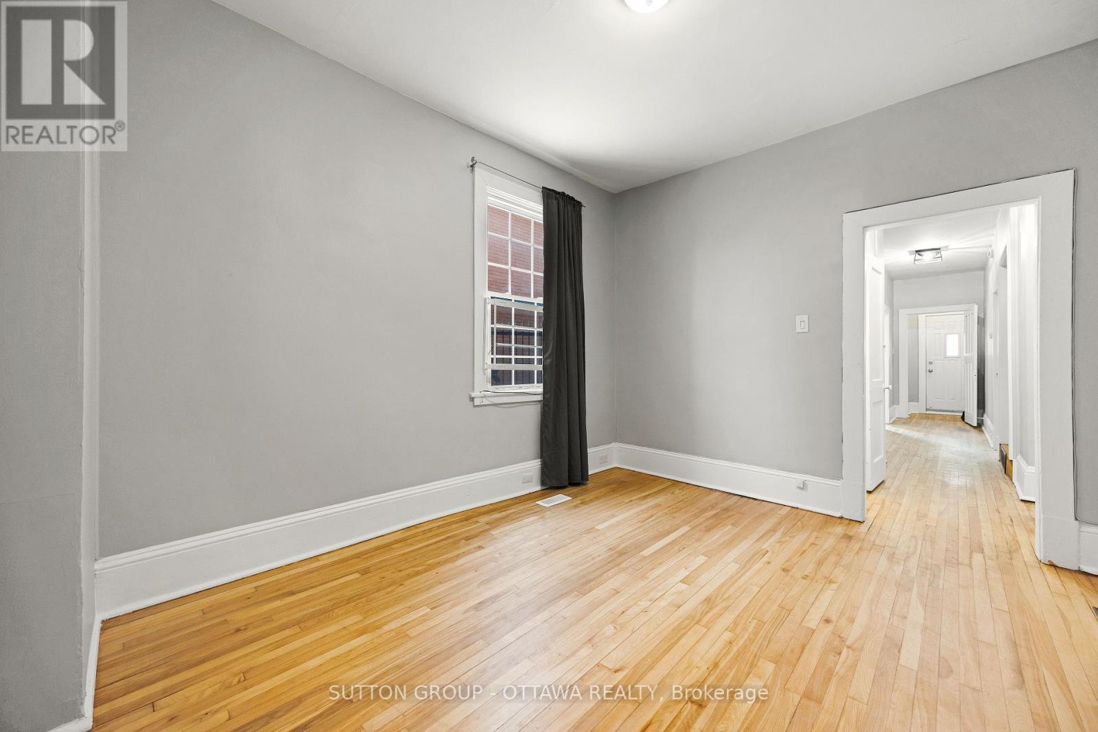 












335-337 ST PATRICK STREET

,
Ottawa,




Ontario
K1N5K6

