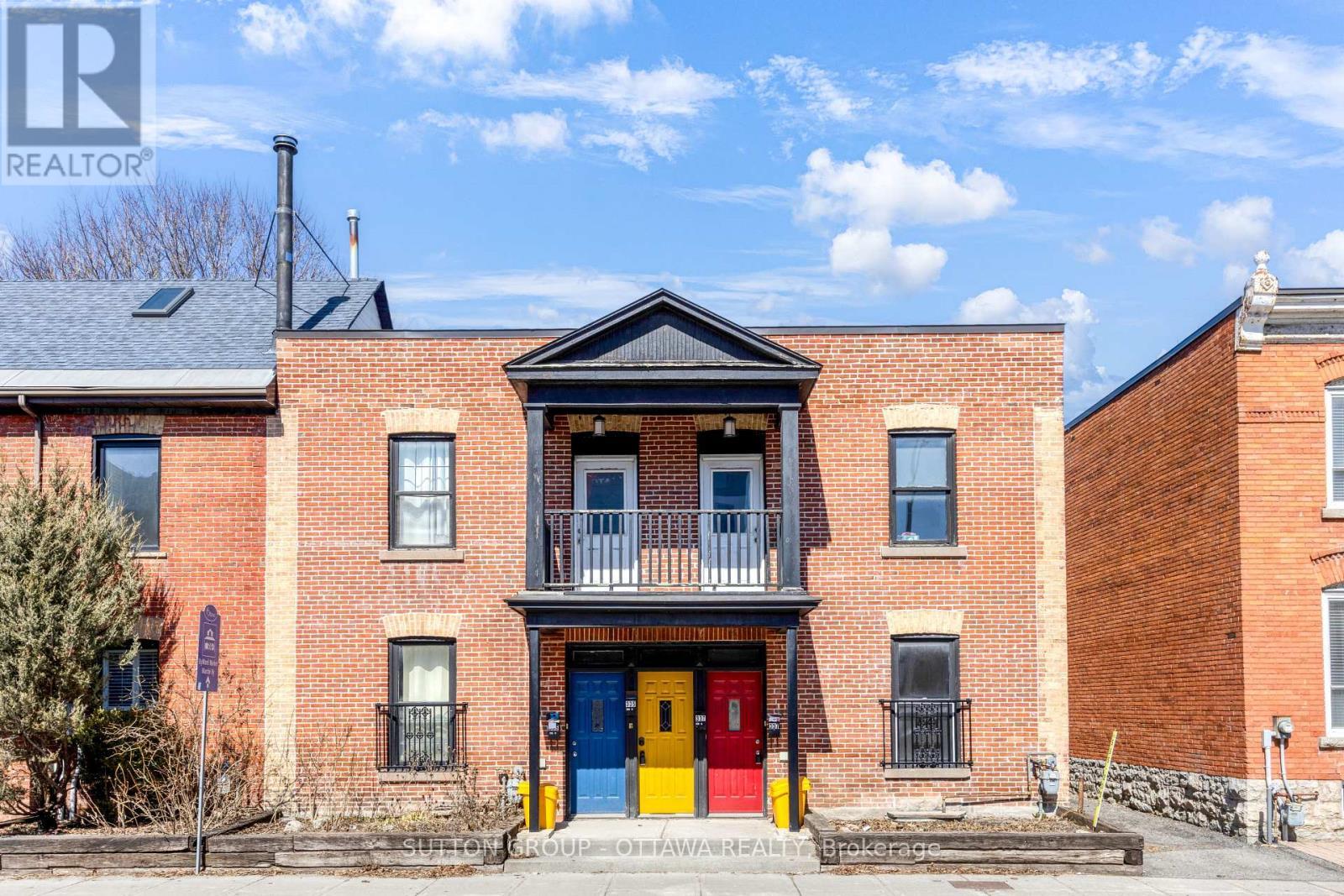 












335-337 ST PATRICK STREET

,
Ottawa,




Ontario
K1N5K6

