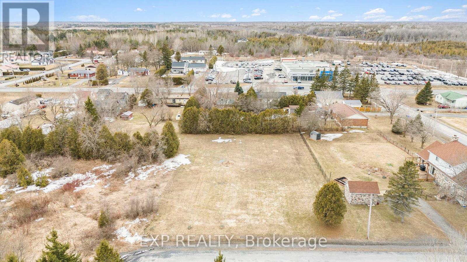 












20732 LEFEBVRE STREET

,
South Glengarry,







Ontario
K0C1L0

