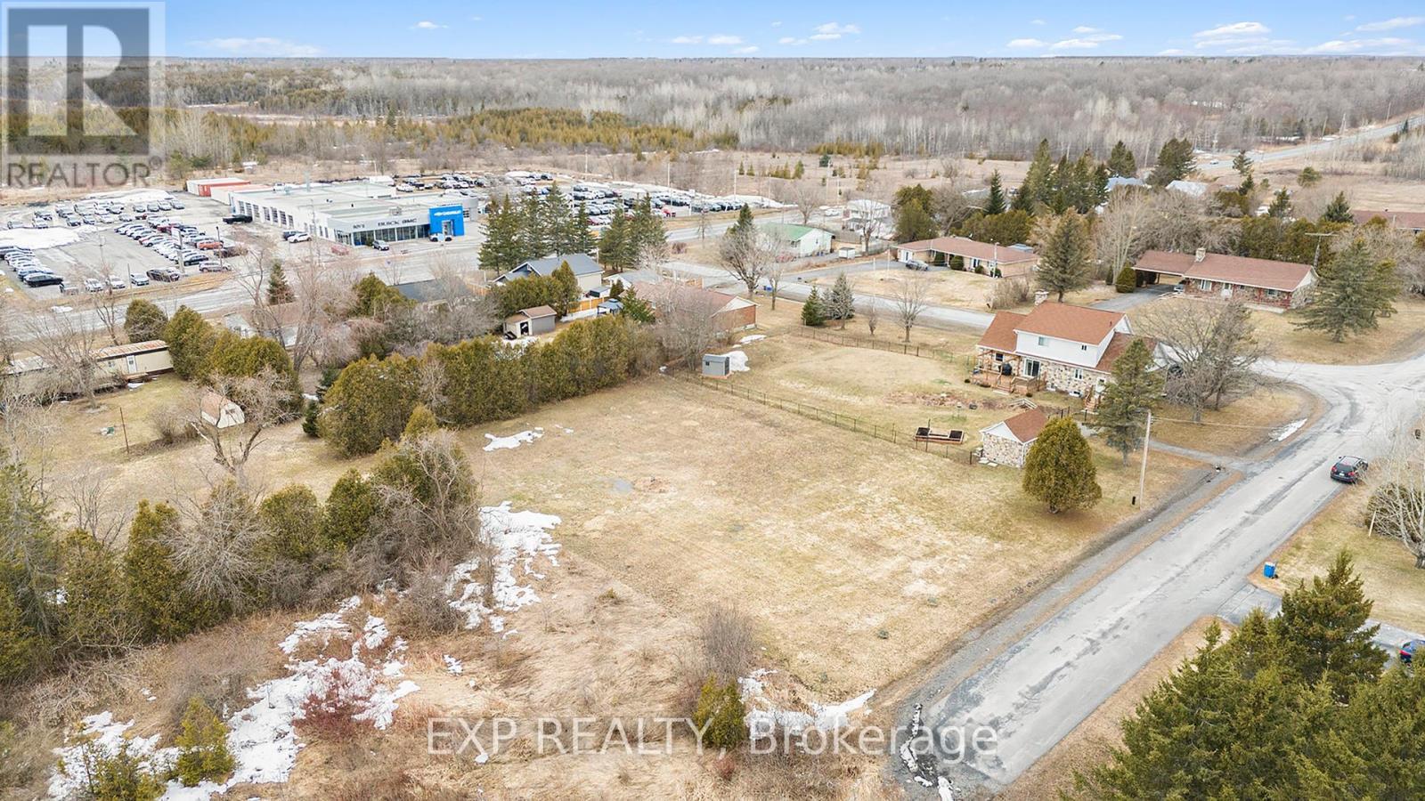 












20732 LEFEBVRE STREET

,
South Glengarry,







Ontario
K0C1L0

