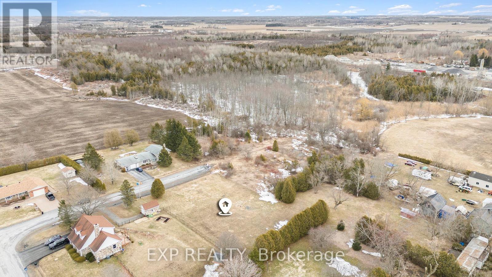 












20732 LEFEBVRE STREET

,
South Glengarry,







Ontario
K0C1L0

