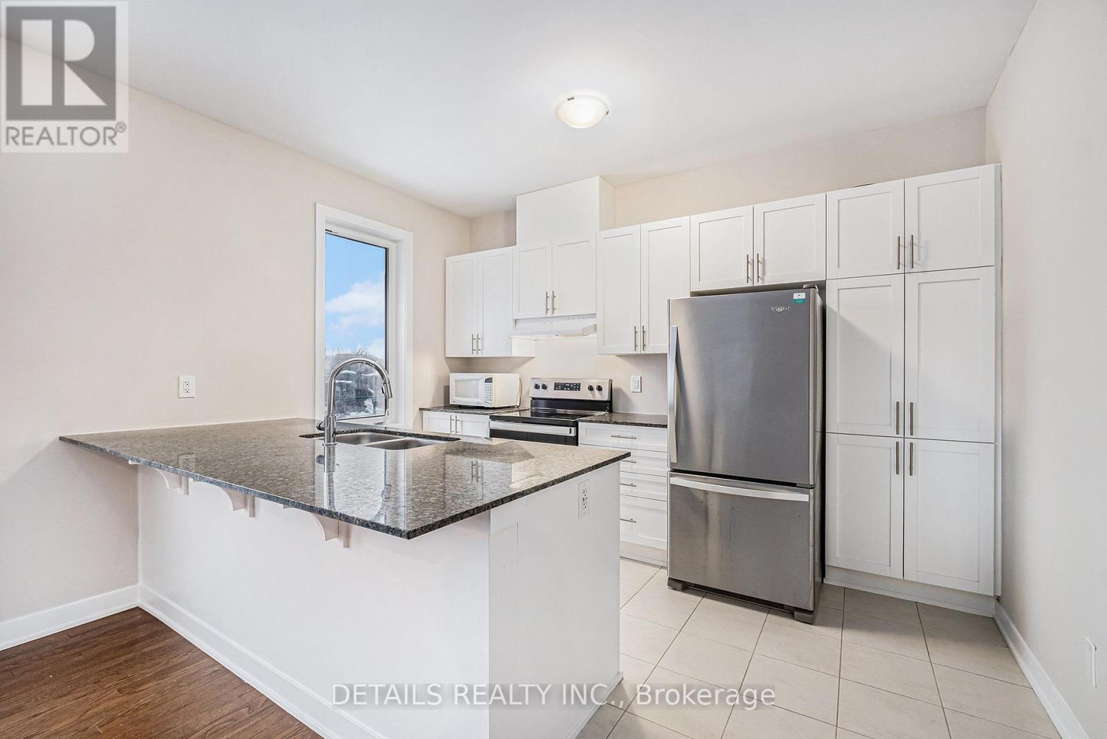 












1915 HAIKU STREET

,
Ottawa,




Ontario
K2J6W8

