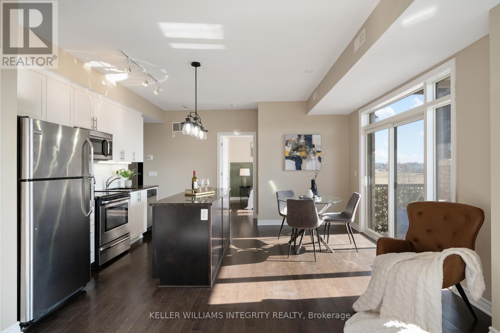 












305 - 655 BEAUPARC PRIVATE

,
Ottawa,




Ontario
K1J0B6

