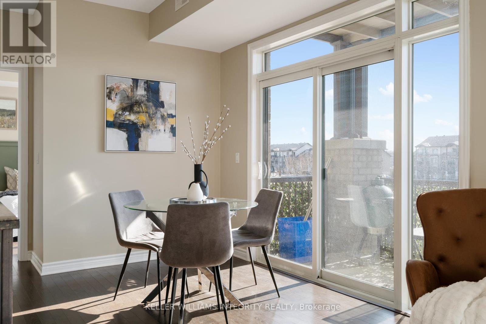 












305 - 655 BEAUPARC PRIVATE

,
Ottawa,




Ontario
K1J0B6

