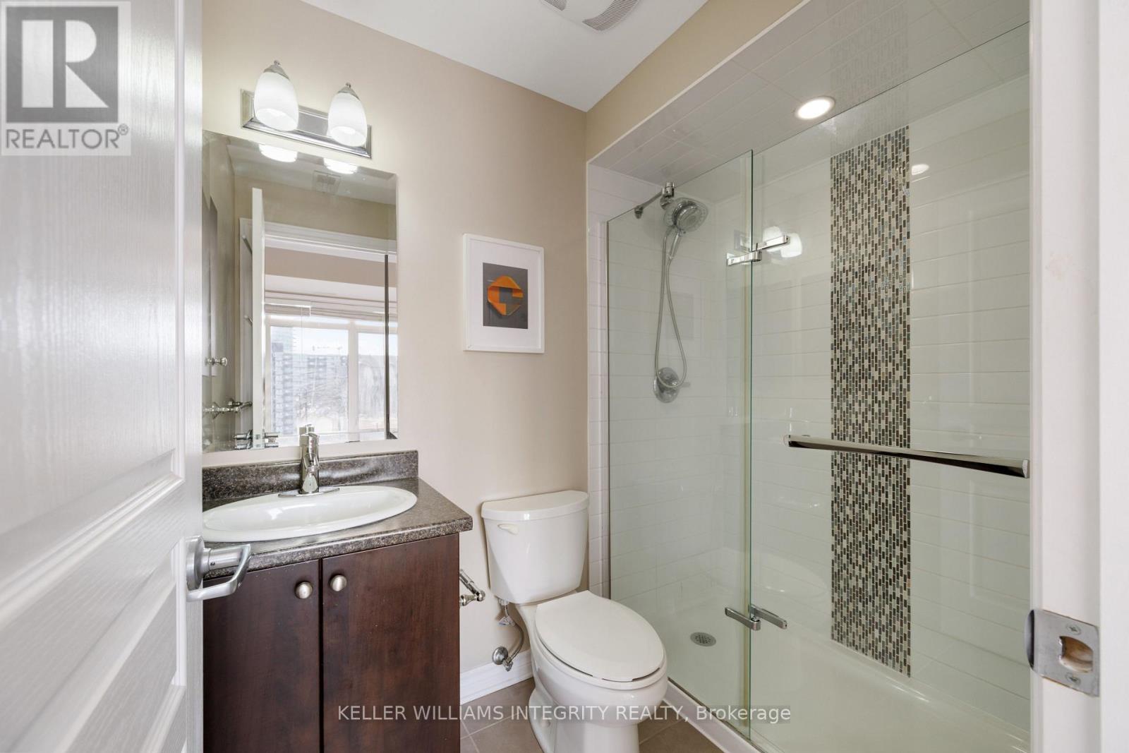 












305 - 655 BEAUPARC PRIVATE

,
Ottawa,




Ontario
K1J0B6

