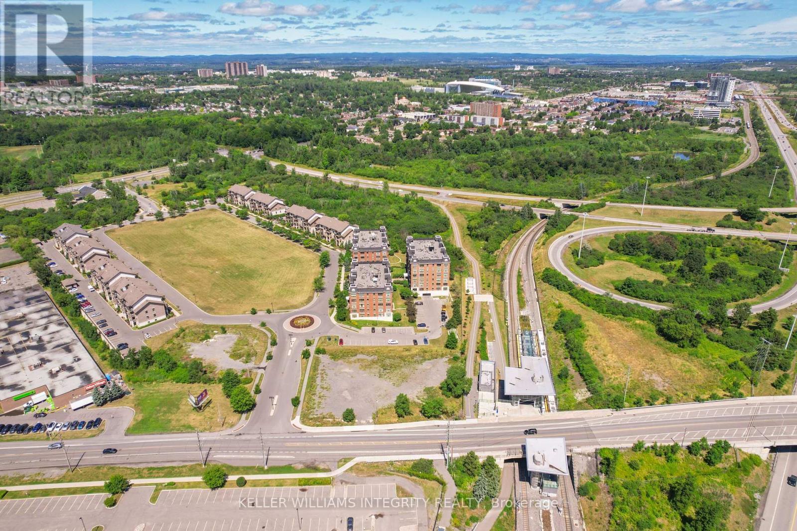 












305 - 655 BEAUPARC PRIVATE

,
Ottawa,




Ontario
K1J0B6


