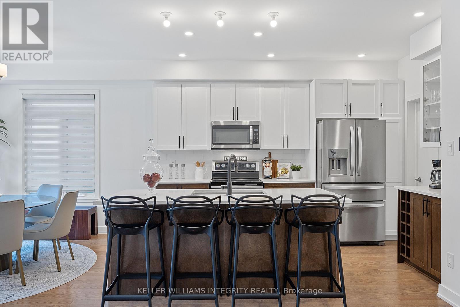 












3297 FINDLAY CREEK DRIVE

,
Ottawa,




Ontario
K1T0V2

