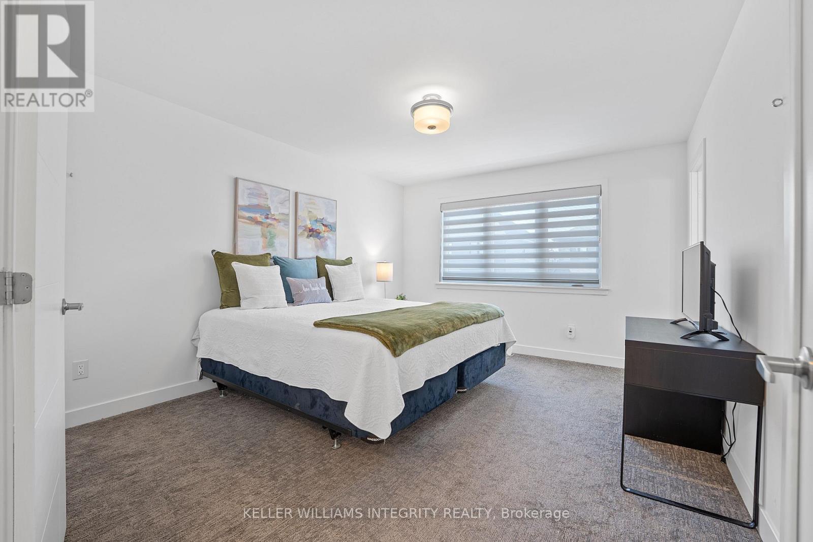 












3297 FINDLAY CREEK DRIVE

,
Ottawa,




Ontario
K1T0V2

