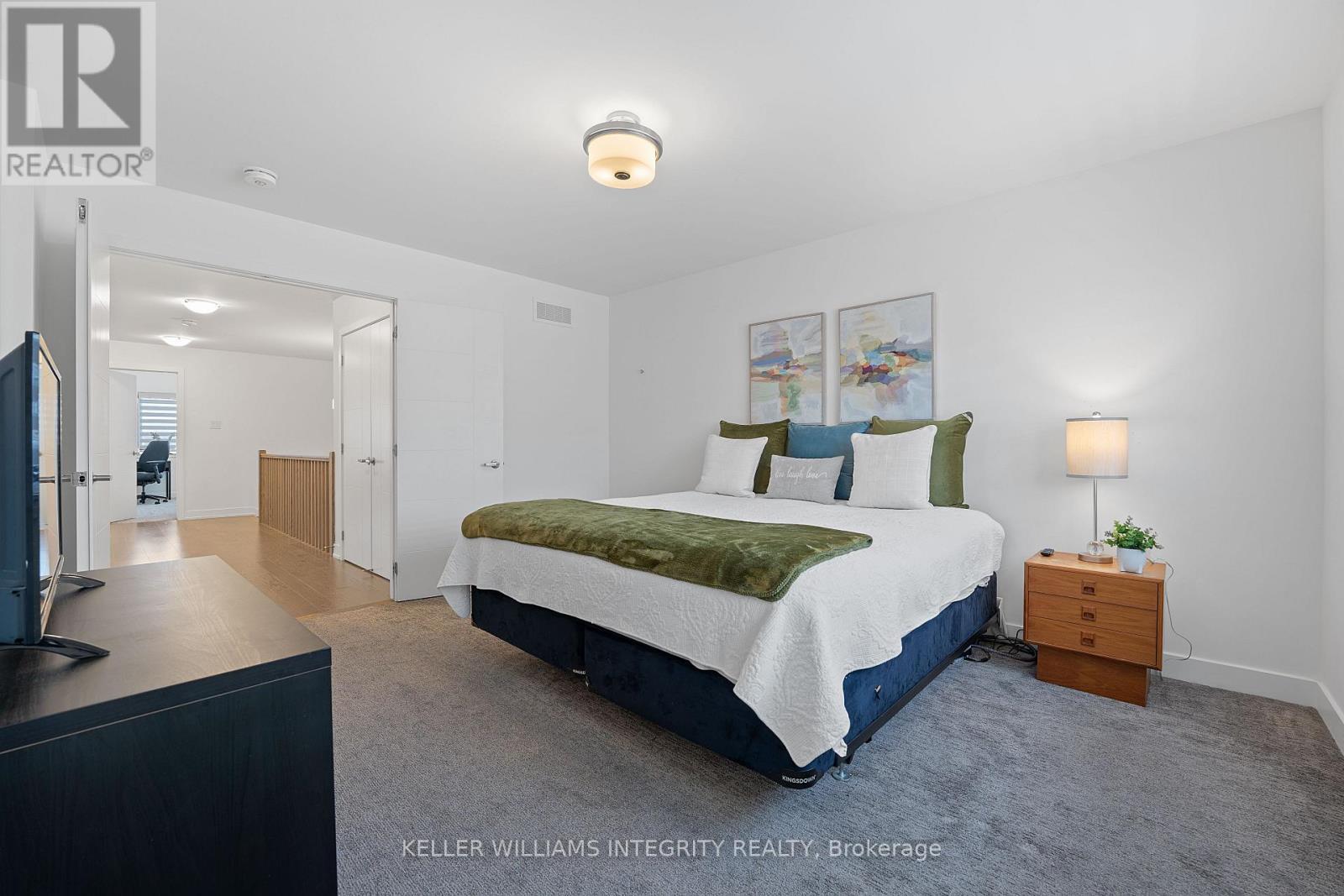 












3297 FINDLAY CREEK DRIVE

,
Ottawa,




Ontario
K1T0V2

