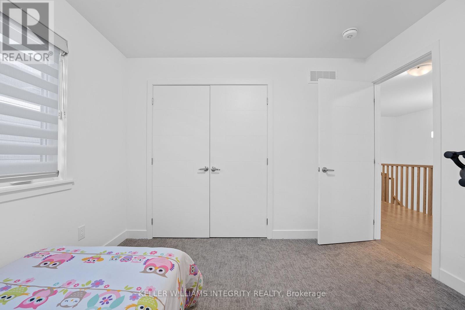 












3297 FINDLAY CREEK DRIVE

,
Ottawa,




Ontario
K1T0V2

