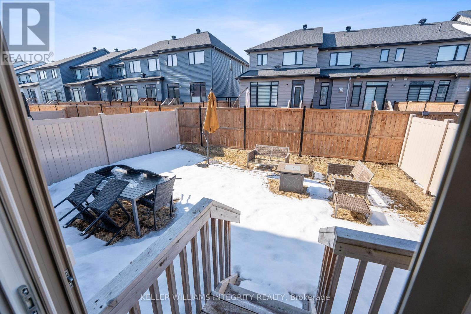 












3297 FINDLAY CREEK DRIVE

,
Ottawa,




Ontario
K1T0V2

